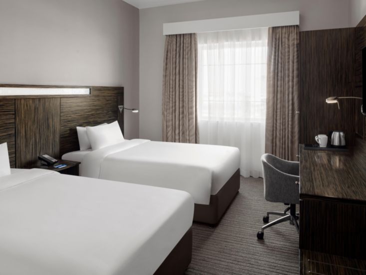 Holiday Inn Express Dubai - Jumeirah