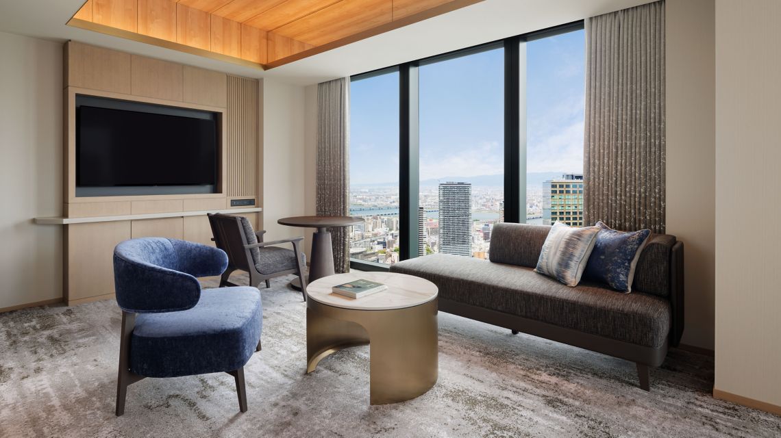THE OSAKA STATION HOTEL, Autograph Collection