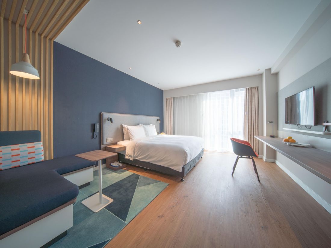 Holiday Inn Express Shanghai Huijin